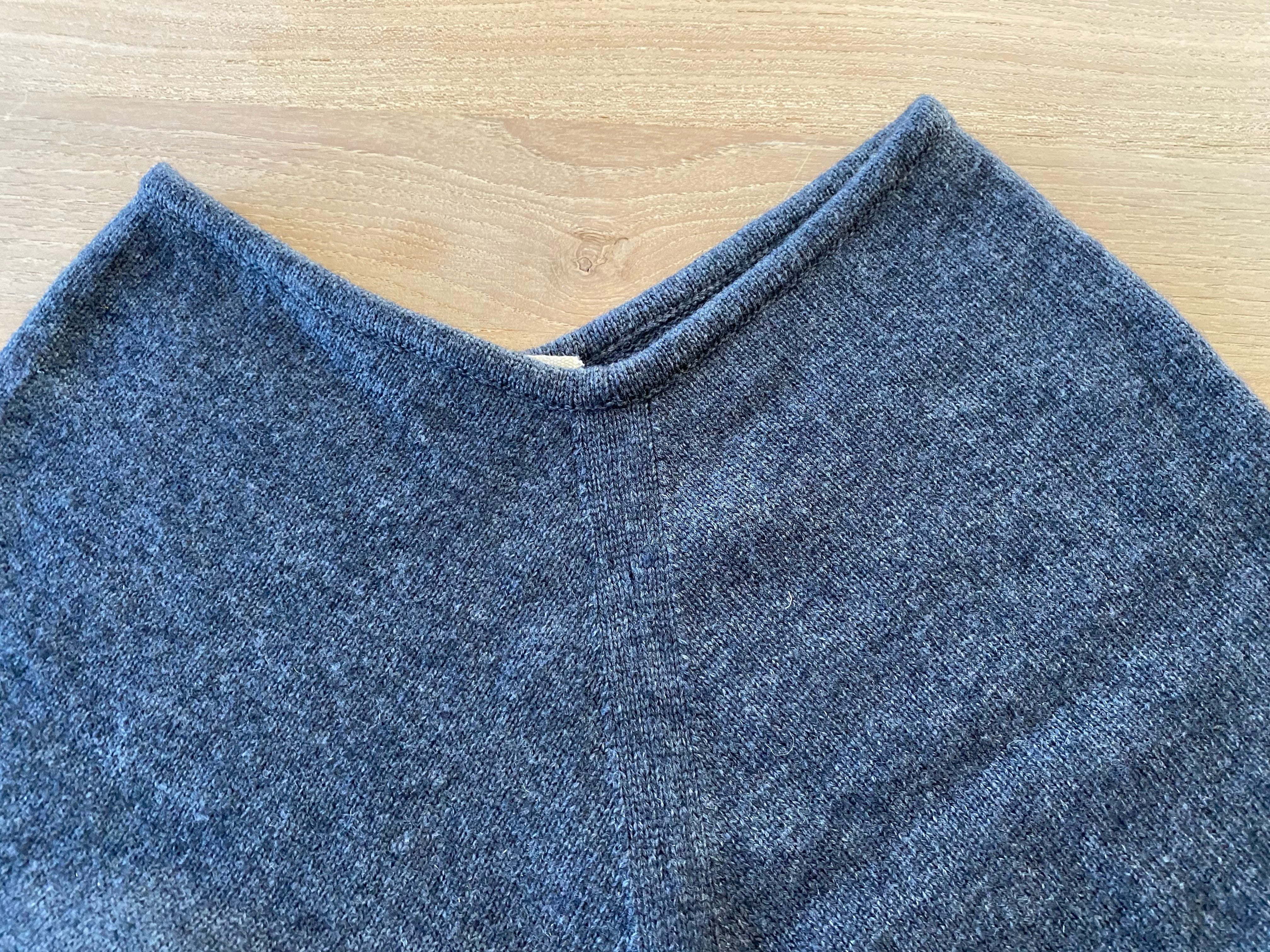 Cashmere Poncho essential