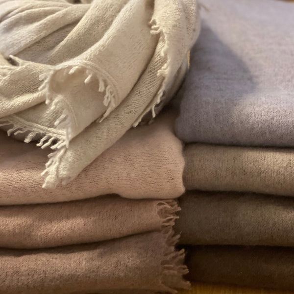 Cashmere and Wool Meru Scarf