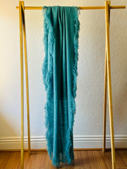 SAMPLE SALE Cashmere shawl MG fringe