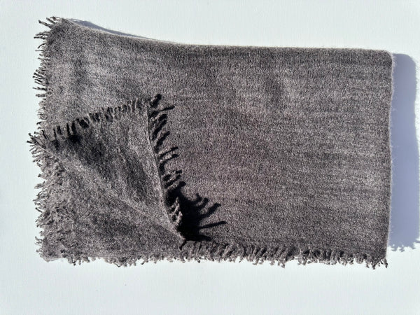 Cashmere shawl meru square