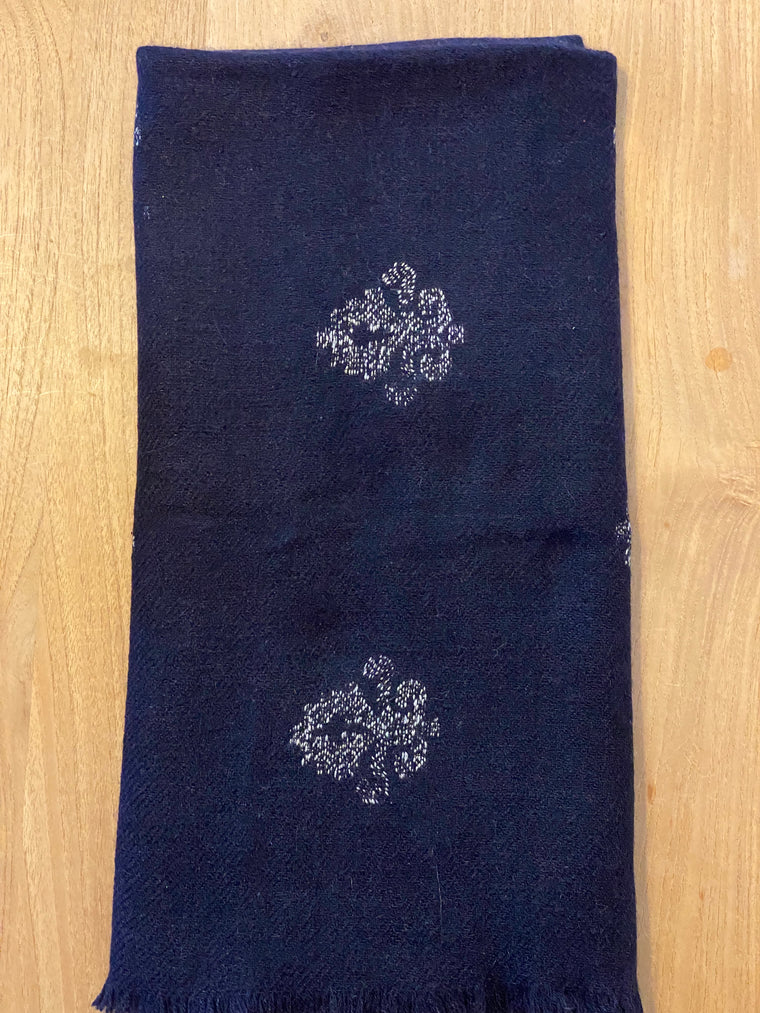 Cashmere Shimla Fleur de Lys shawl