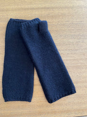Cashmere knit arm warmers