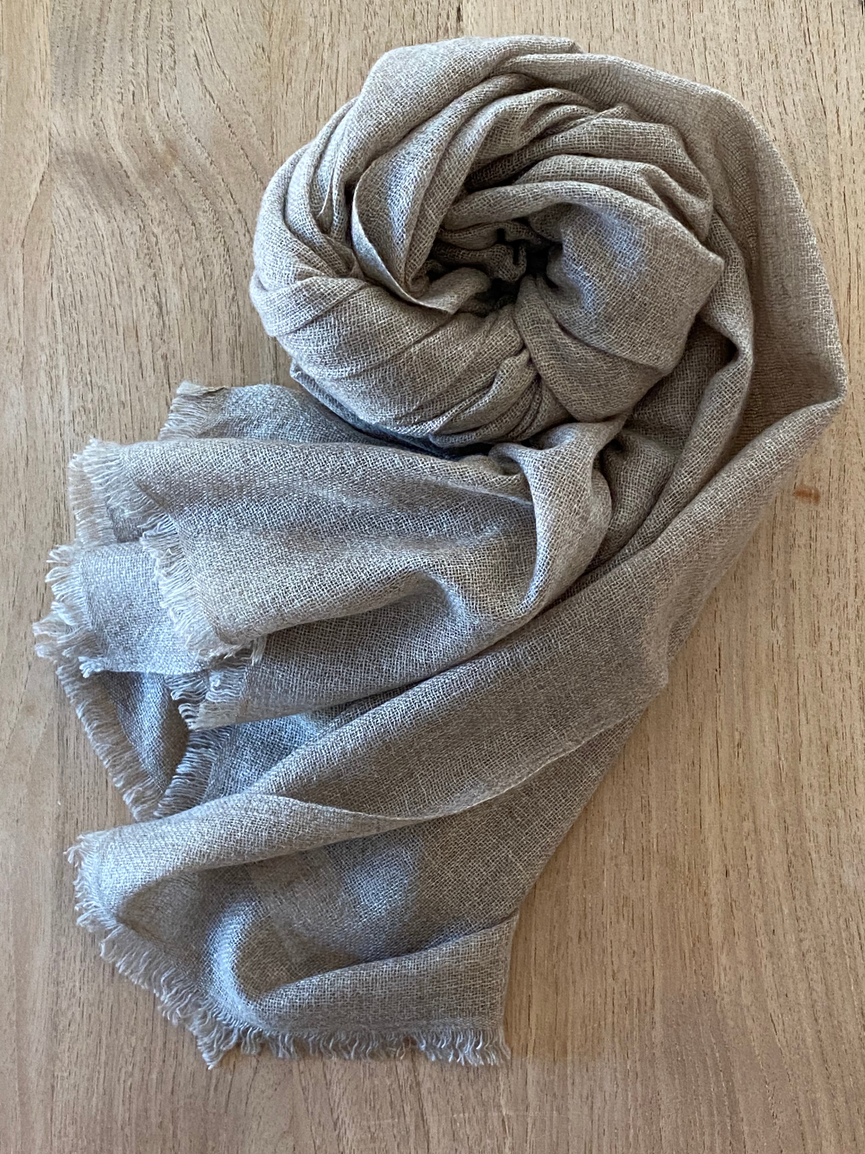 Cashmere Scarf Kailash – Noble Fibre Artisan Marche Cashmere Scarf Kailash – Noble Fibre Artisan Marche